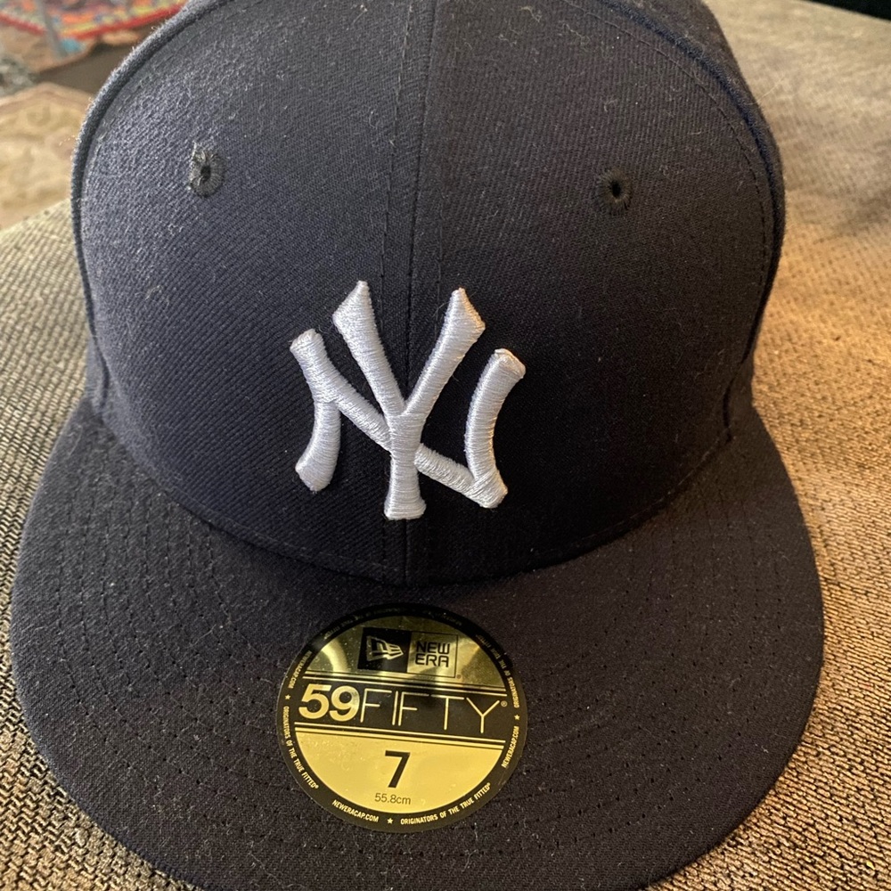 New Era NWT NY Yankees fitted baseball hat